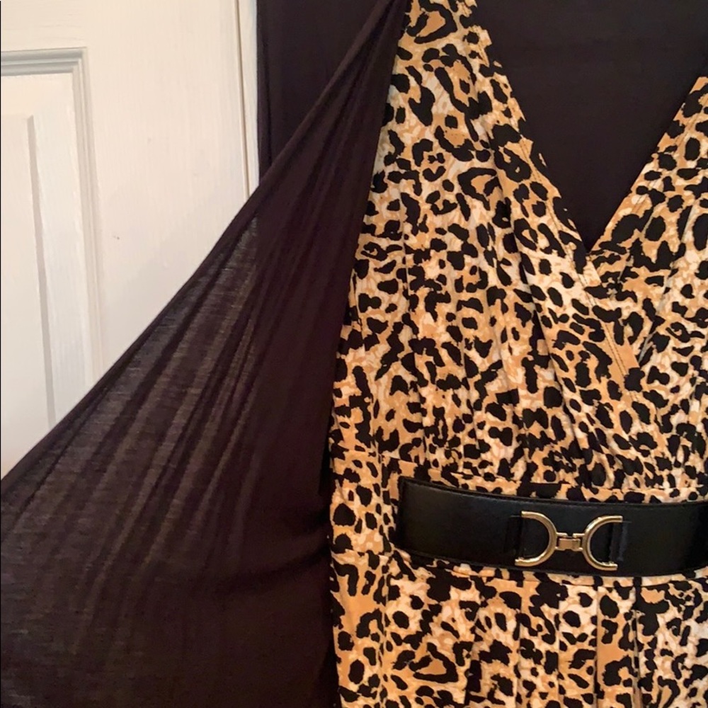 Style & Co. Medium Women Animal Print Top with Buckle - Picture 6 of 7